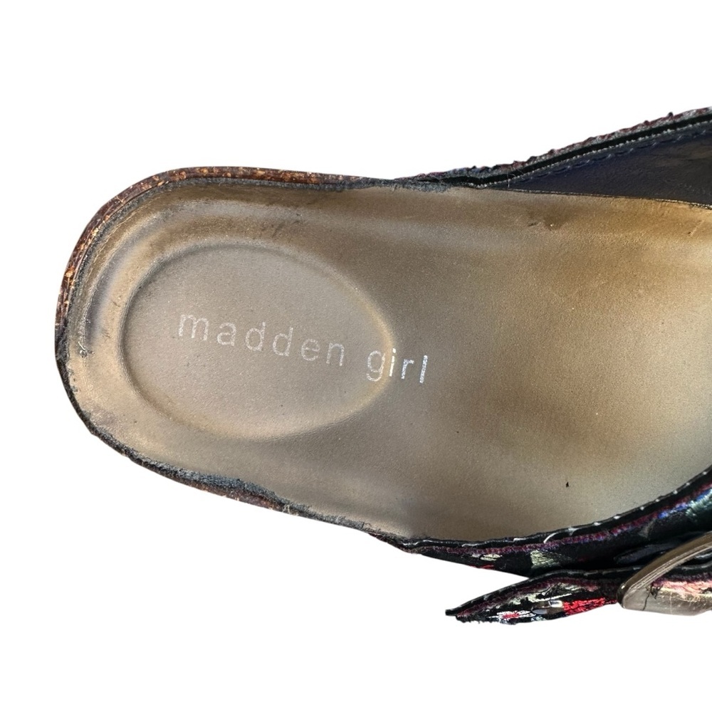 Madden Girl Black with Multicolor Embroidered Print Women's Padded Sandals - Picture 9 of 9